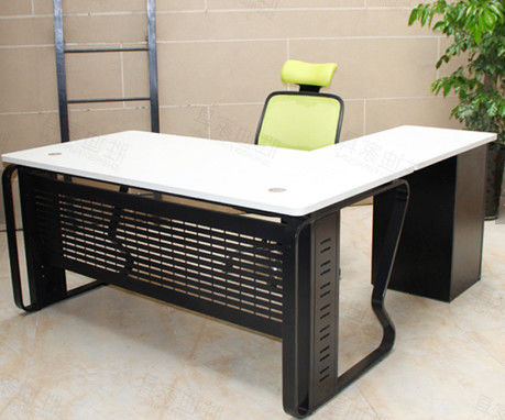Edelstahl-Rahmen-Verwaltungsschreibtisch, 18 - 25mm Steeline Büro-Möbel