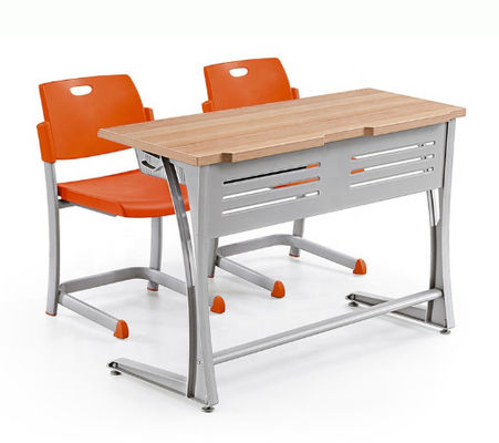 Stahlschulmöbel für Kinderklassenzimmer-Möbel-Schreibtisch und Stuhl-Studenten Table Cheap Price